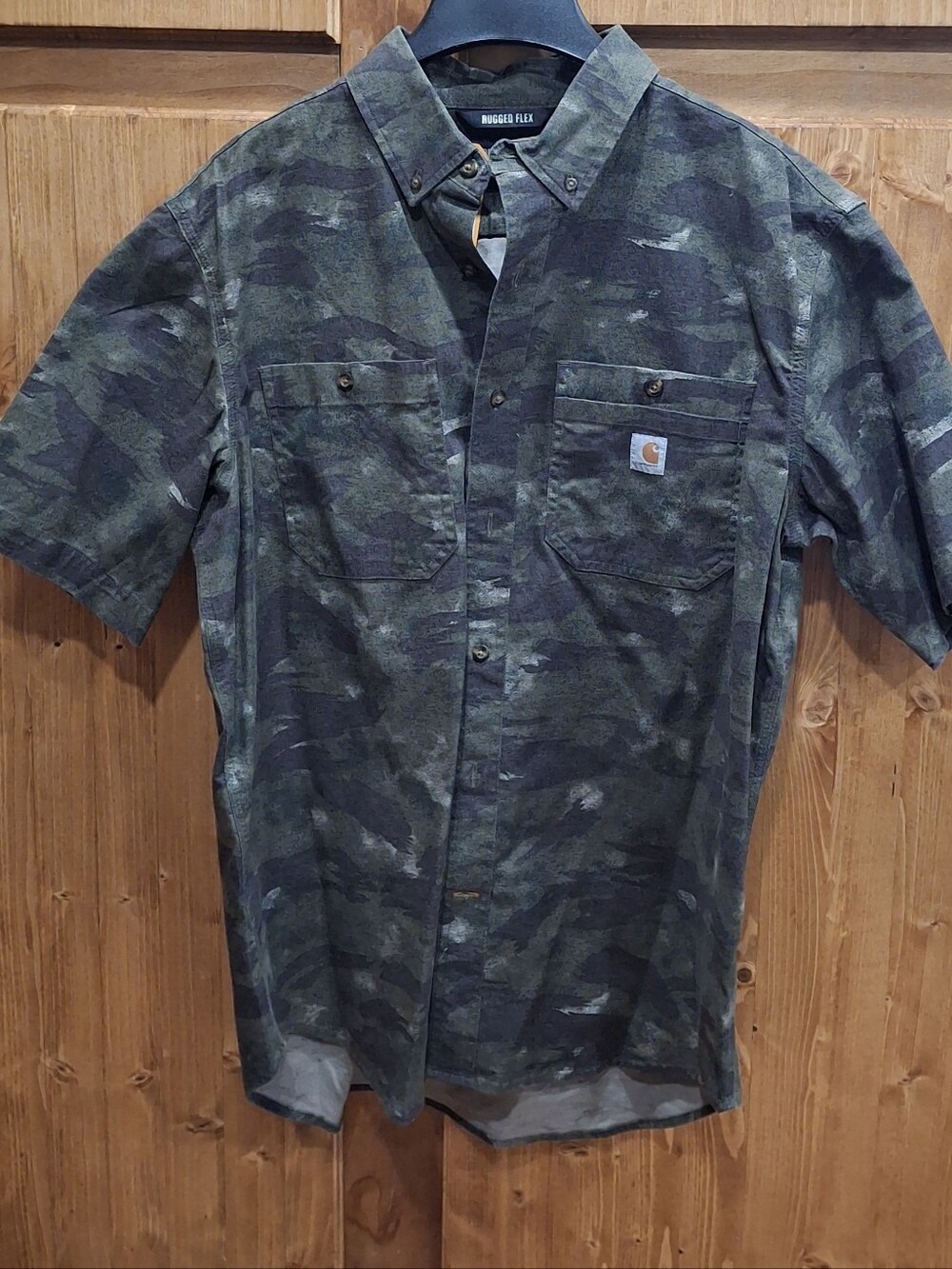 Carhartt Men's Short-Sleeve Camo Button-Down Work Shirt - Green Mens LARGE